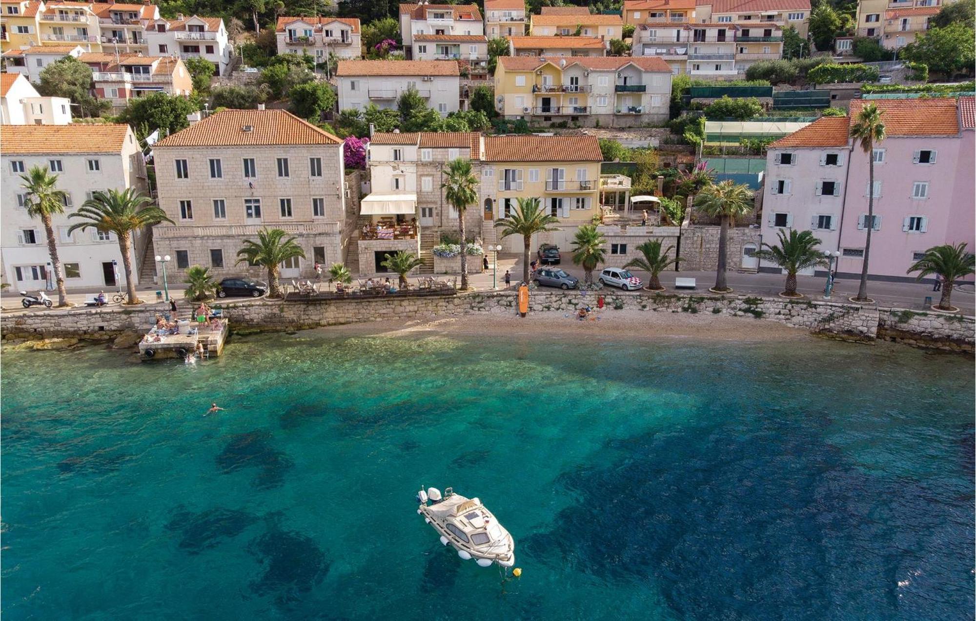 Stunning Home In Crnja Luka With Wifi Prigradica Exterior photo