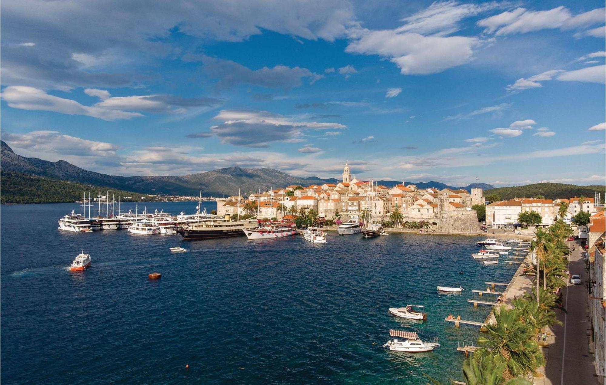 Stunning Home In Crnja Luka With Wifi Prigradica Exterior photo